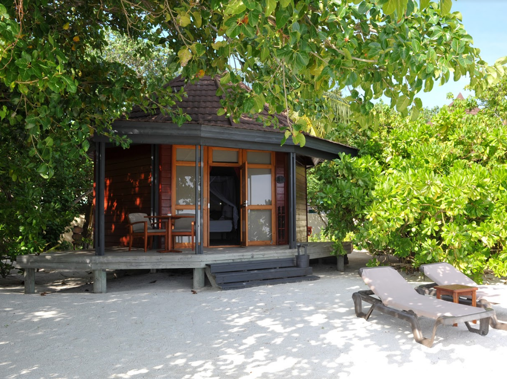 Komandoo Island Resort & Spa 4