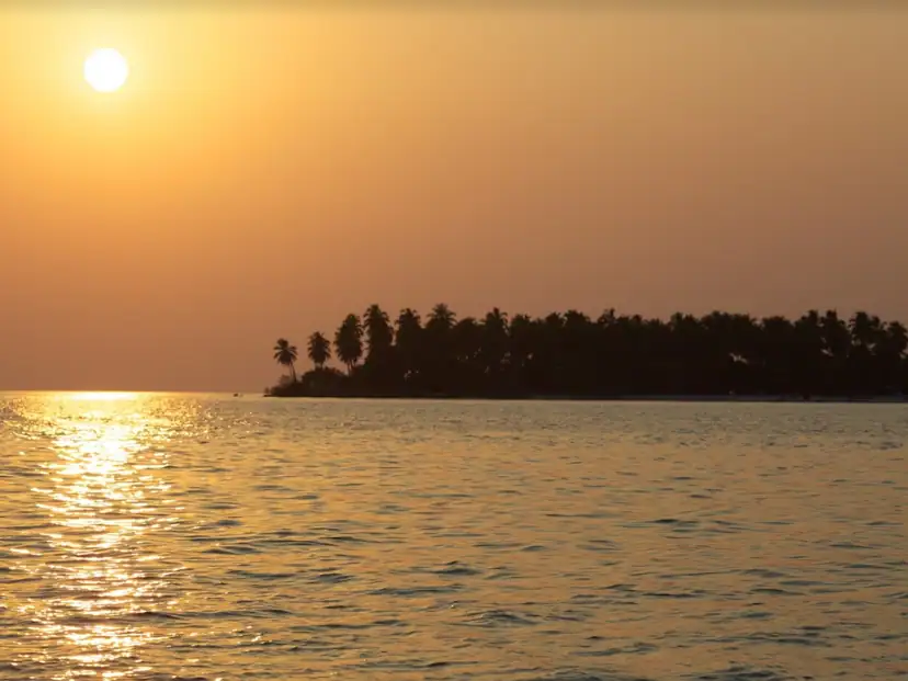 Komandoo Island Resort & Spa، الصورة 6