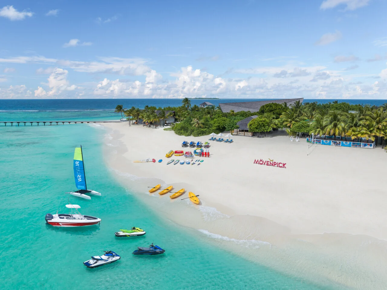 Kuredhivaru Resort and Spa 14