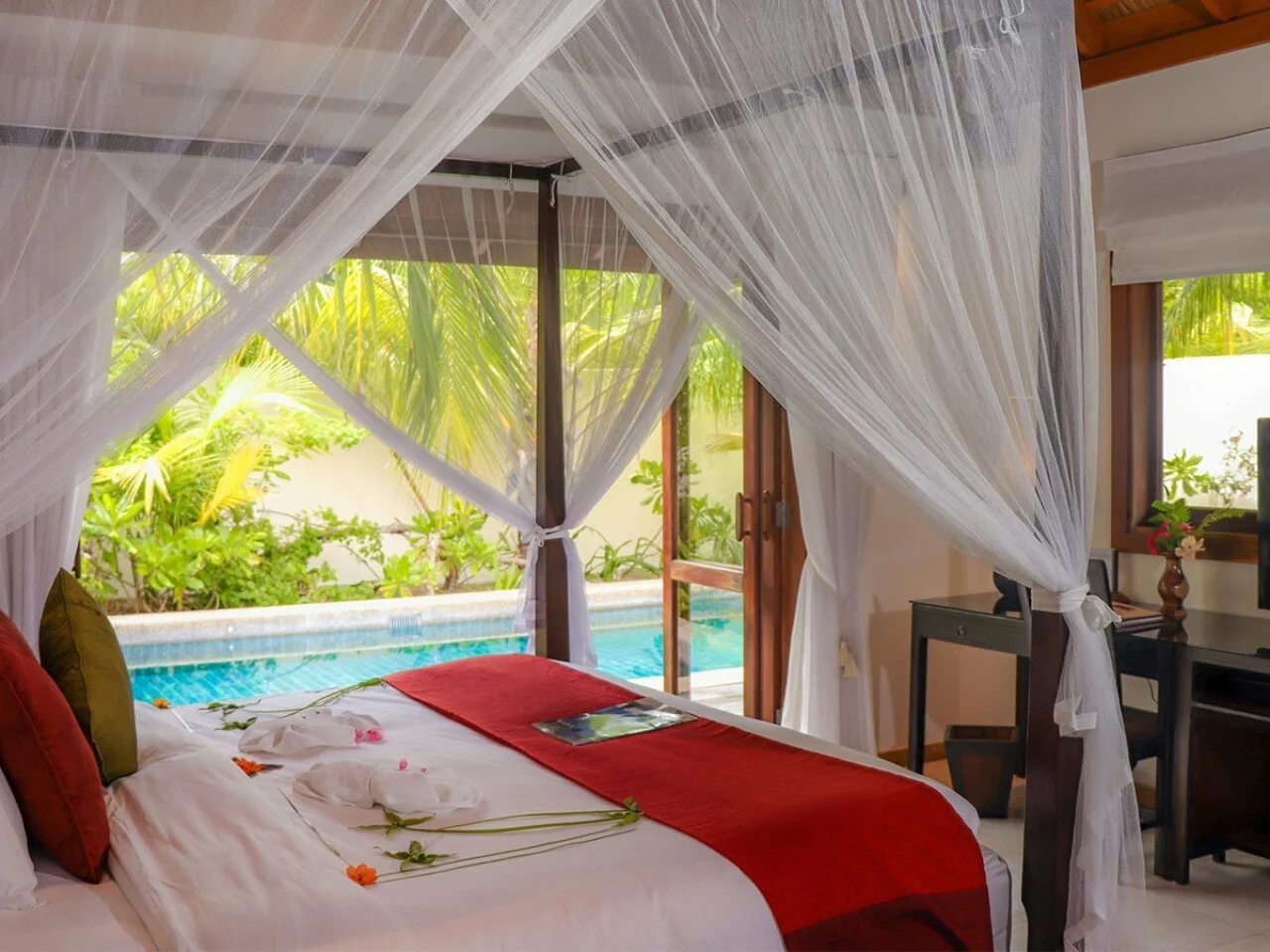 Kuredu Island Resort & Spa 22