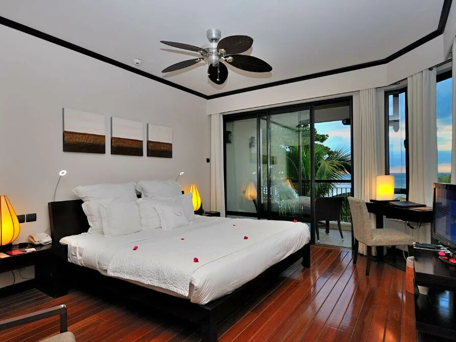 Le Cardinal Exclusive Resort 1