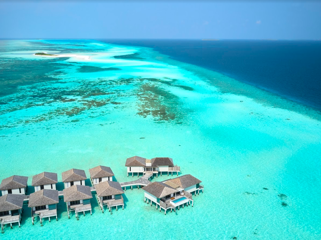 Le Meridien Maldives Resort & Spa 12