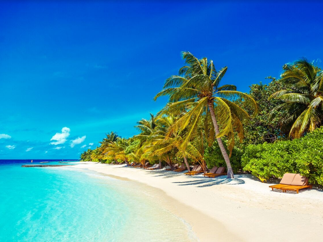 Lily Beach Resort & Spa 12