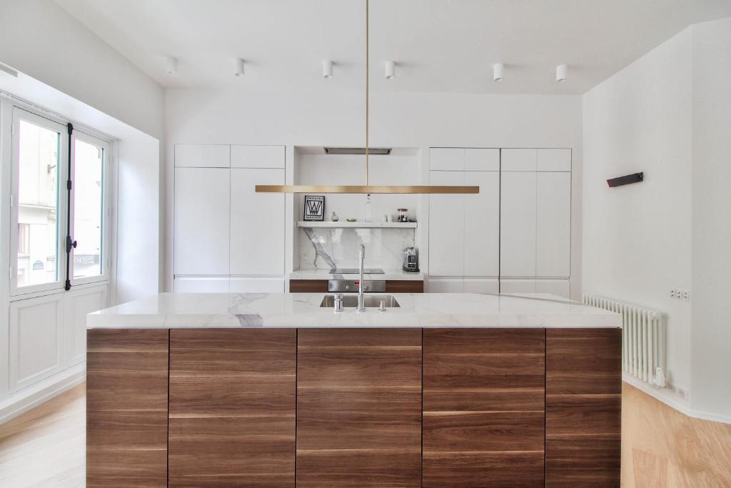 Louvre Luxury apartment 3