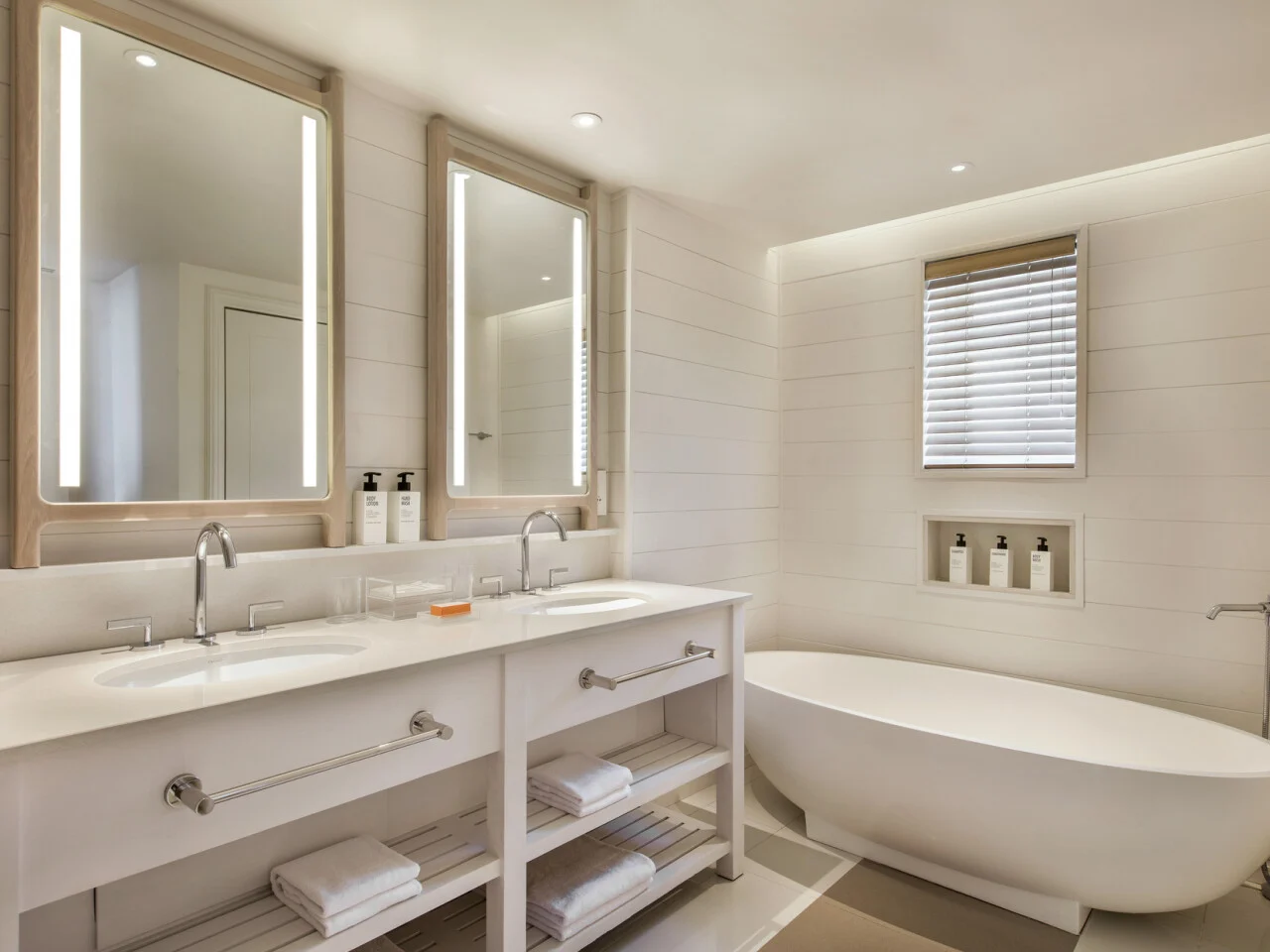 LUX* Belle Mare Villas & Suites 3