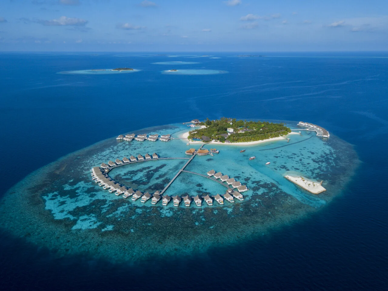Machchafushi Island Resort & Spa Maldives, The Centara Collection 35