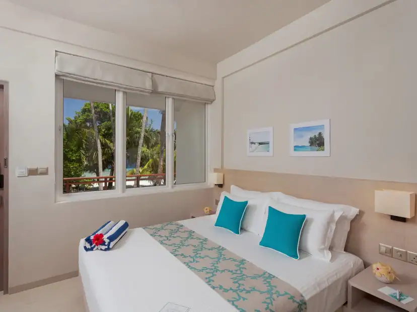 صورة: Malahini Kuda Bandos Resort: Superior Room