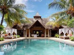 2 Bedroom  Beachfront Suite Pool Villa