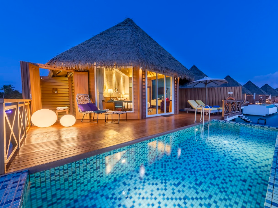 Mercure Maldives Kooddoo Resort 1