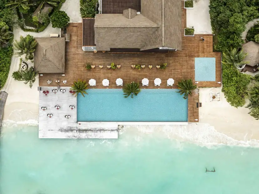 Mercure Maldives Kooddoo Resort