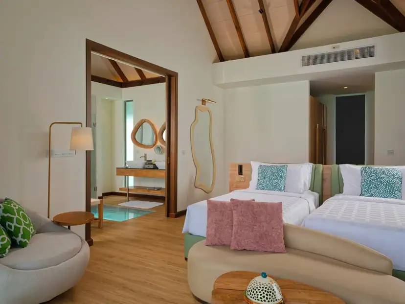 صورة: Meyyafushi Maldives: 2-Bedroom Water Pool Villa with Slide