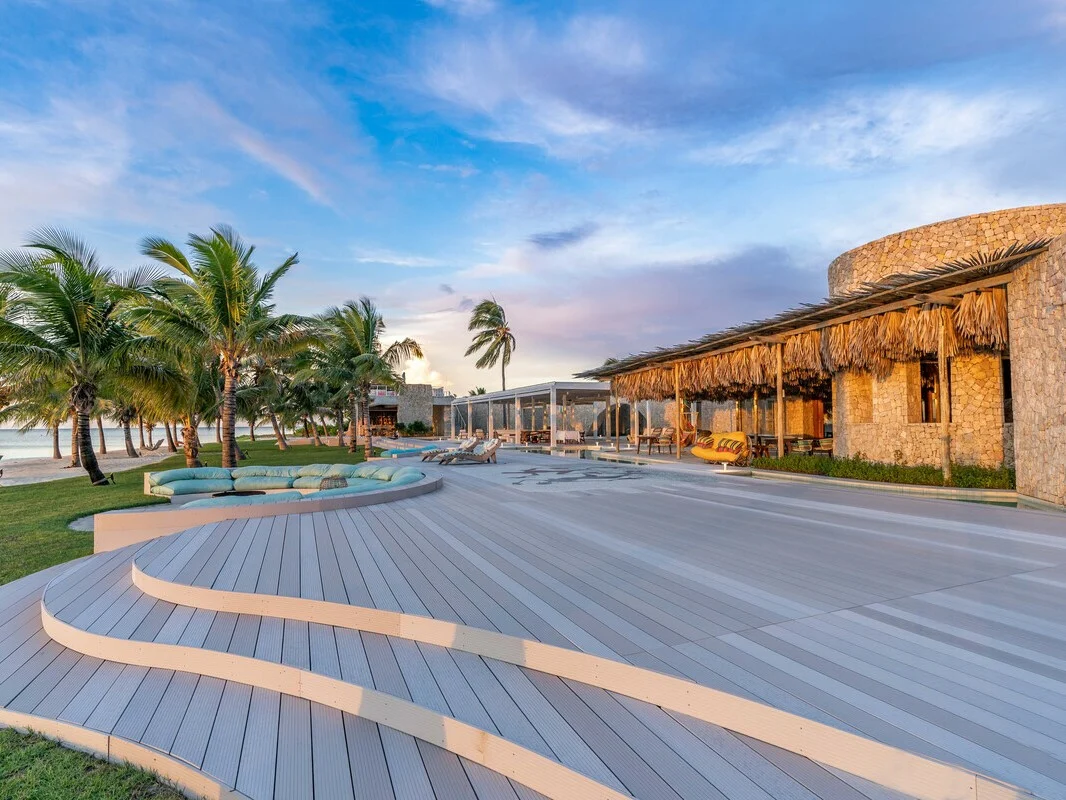 Miavana by Time + Tide 1