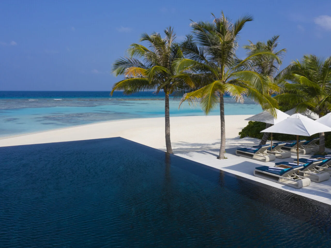 Kuredhivaru Resort and Spa 2