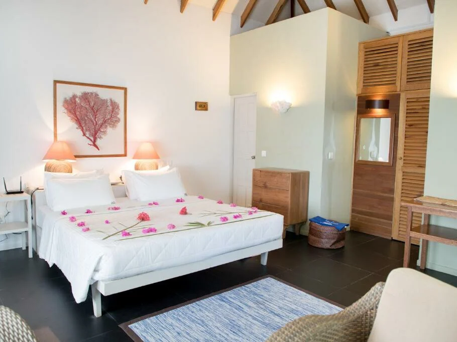 Nika Island Resort & Spa 1