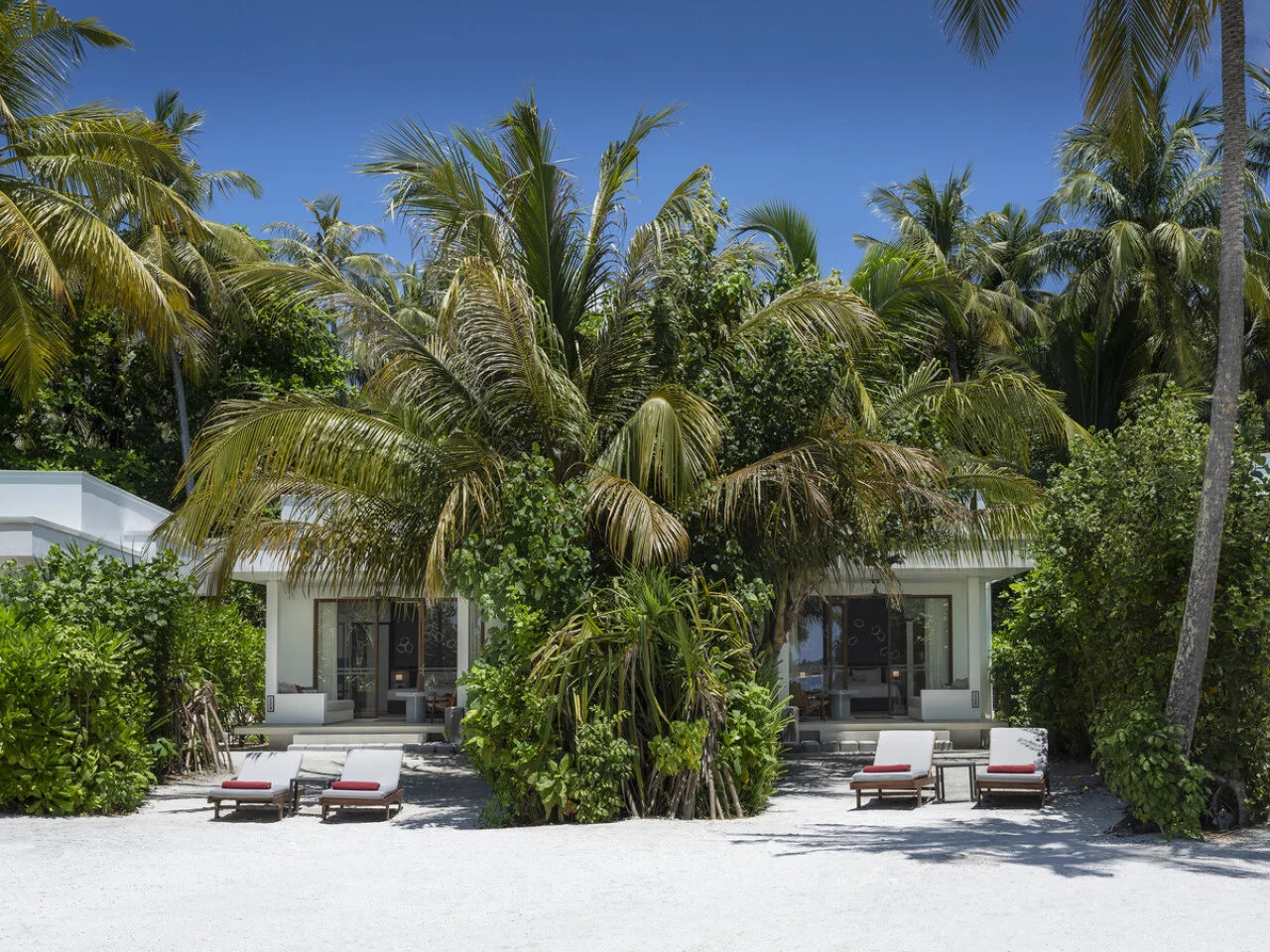 Niva Dhigali Maldives