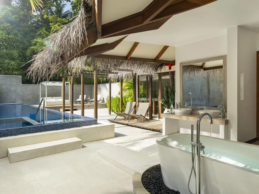 Niva Kuramathi Maldives 35
