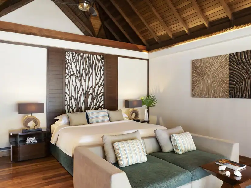 Niva Kurumba Maldives