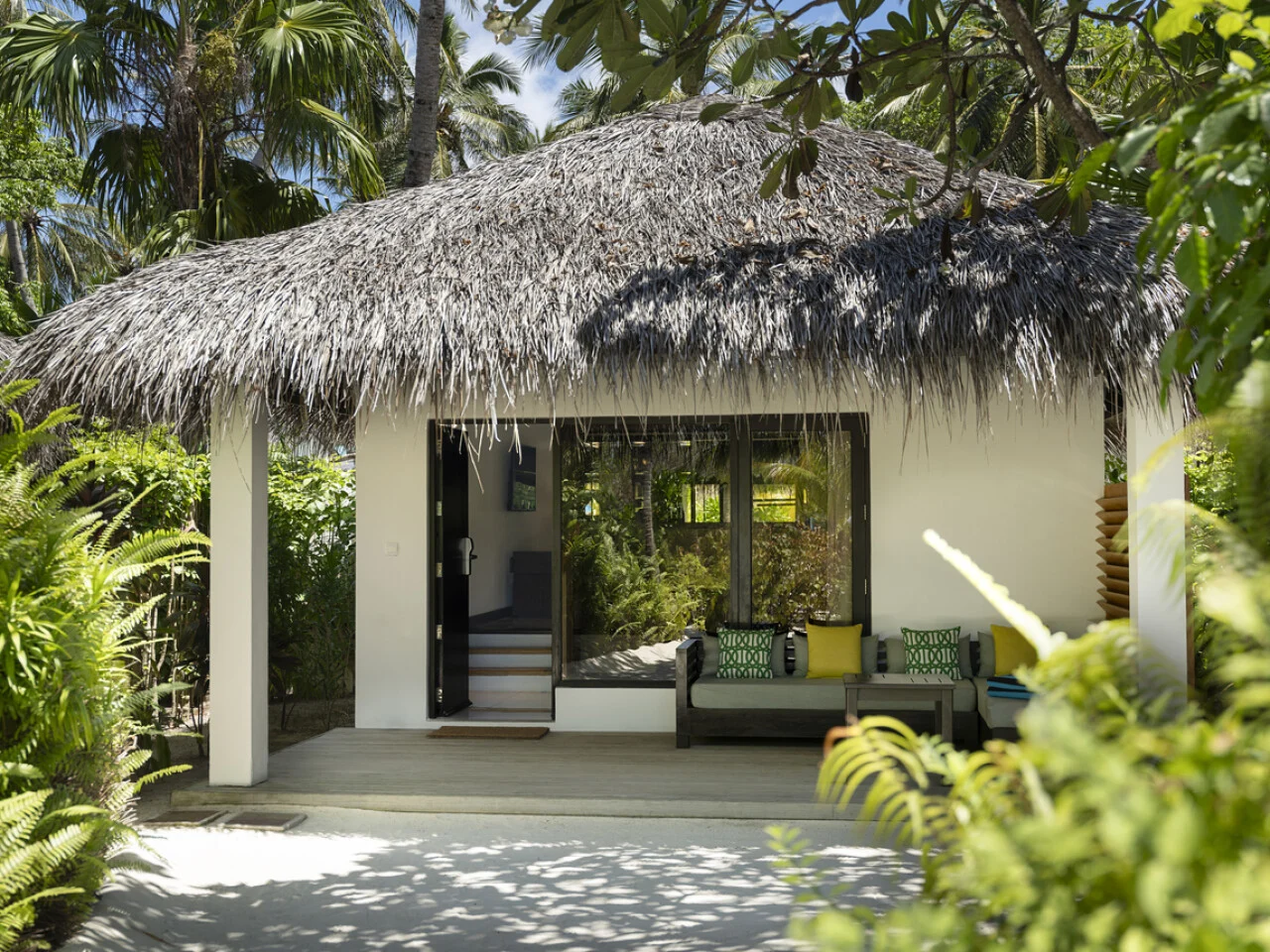 Niva Velassaru Maldives
