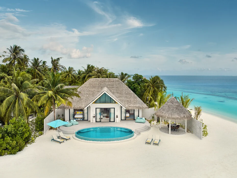 Nova Maldives 13