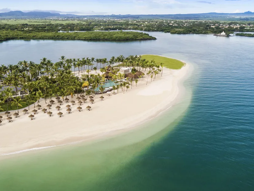 One & Only Le Saint Geran 3