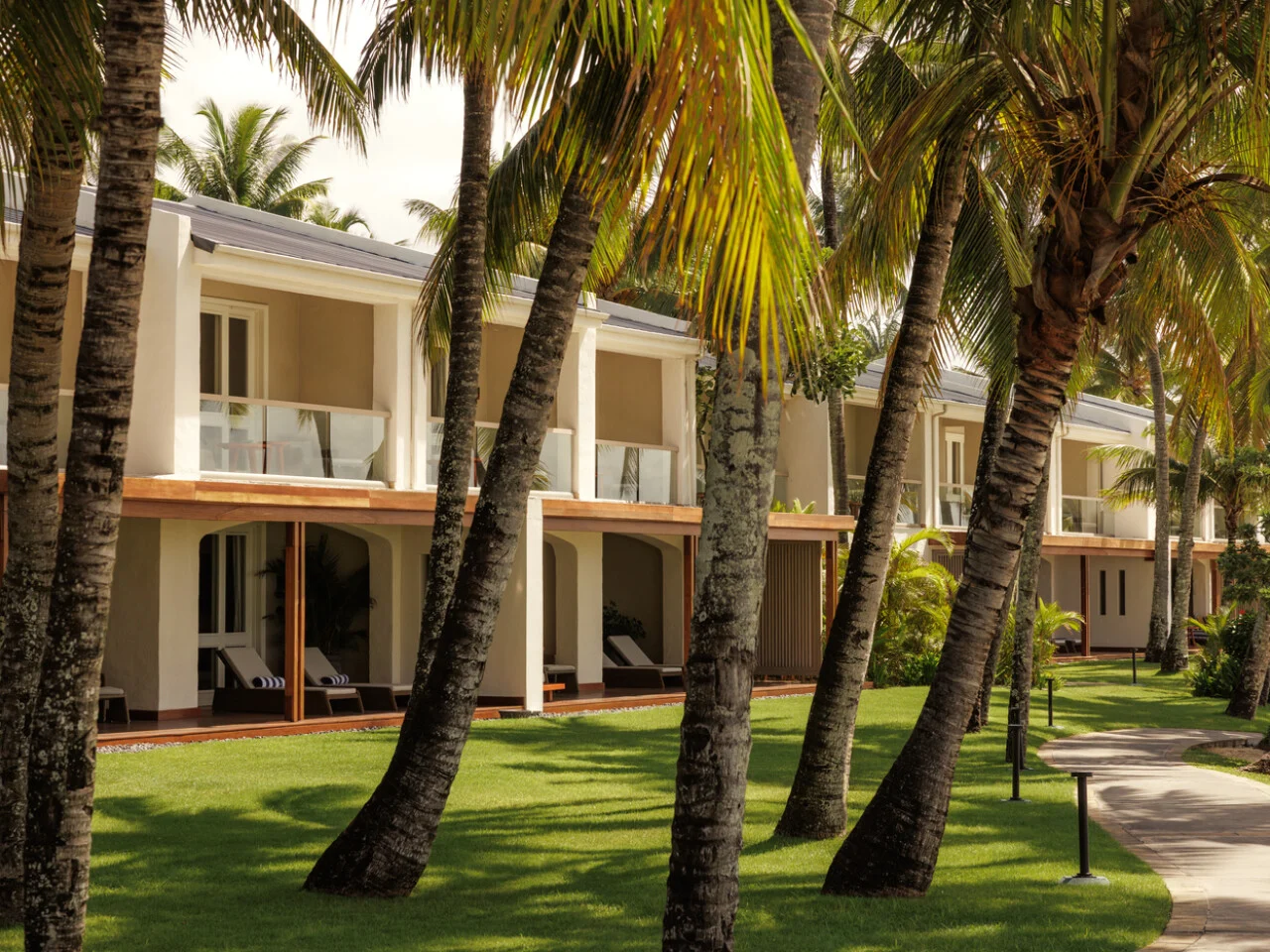 One & Only Le Saint Geran 28