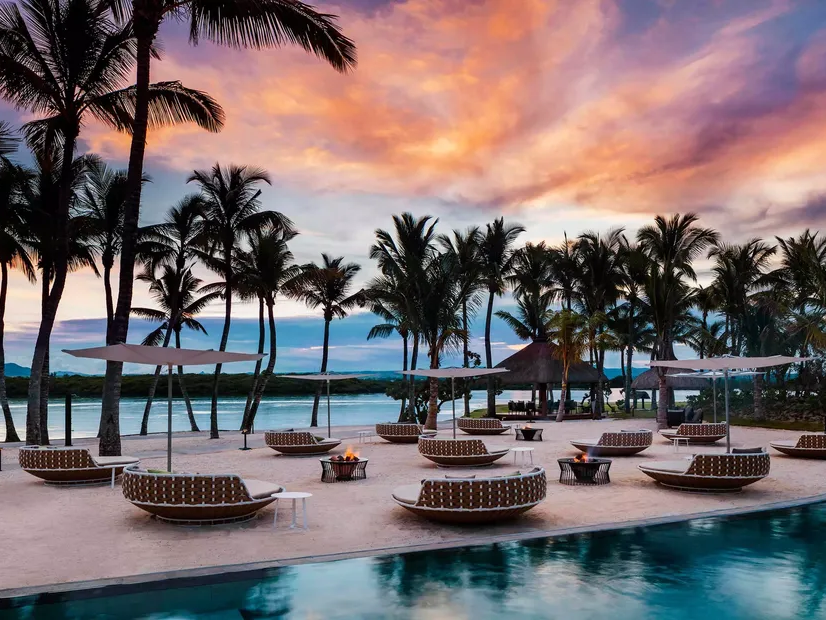 One & Only Le Saint Geran 12