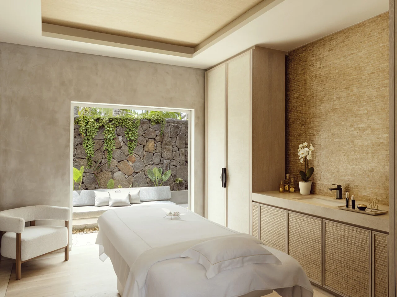 One & Only Le Saint Geran 5