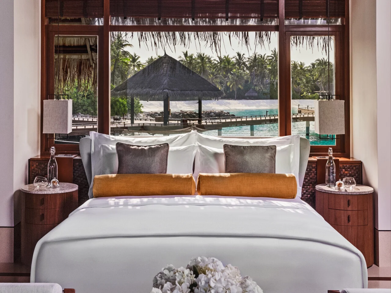 Water Villa with Pool - Queen