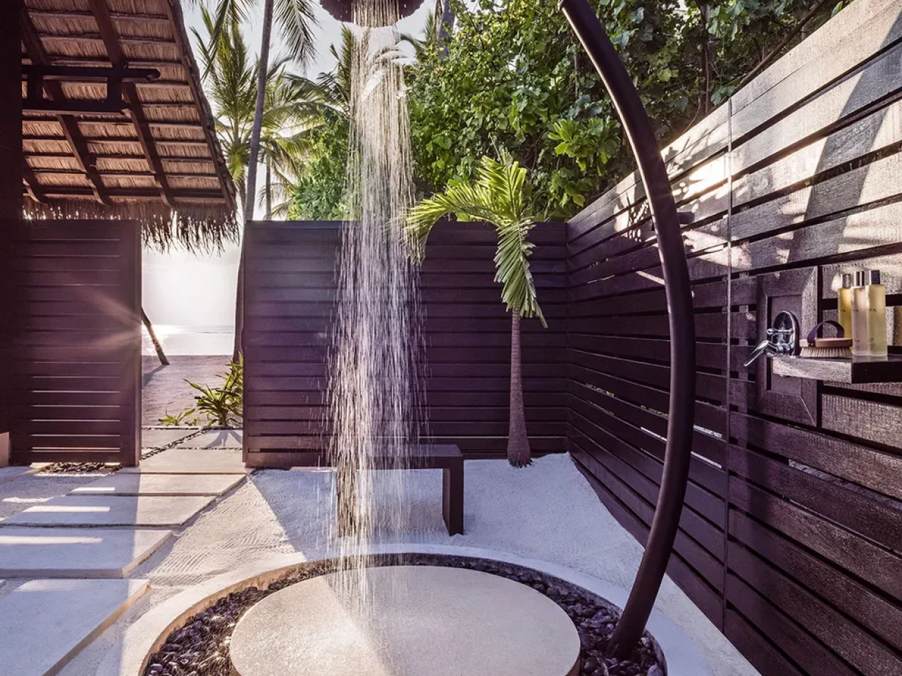 One & Only Reethi Rah 25