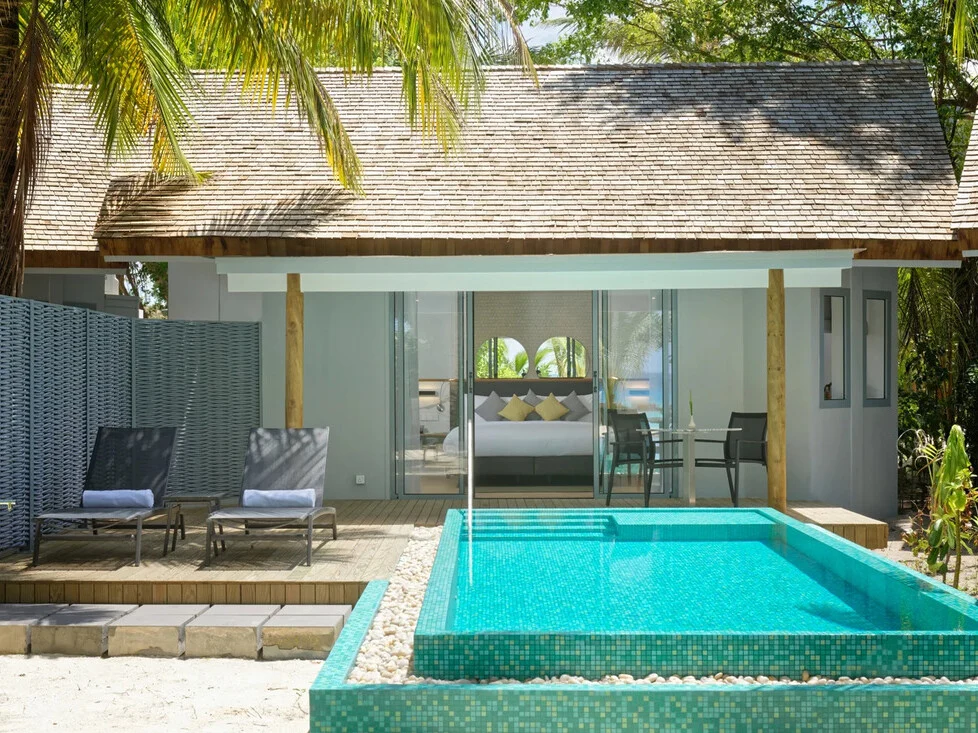 Outrigger Maldives Maafushivaru Resort 16