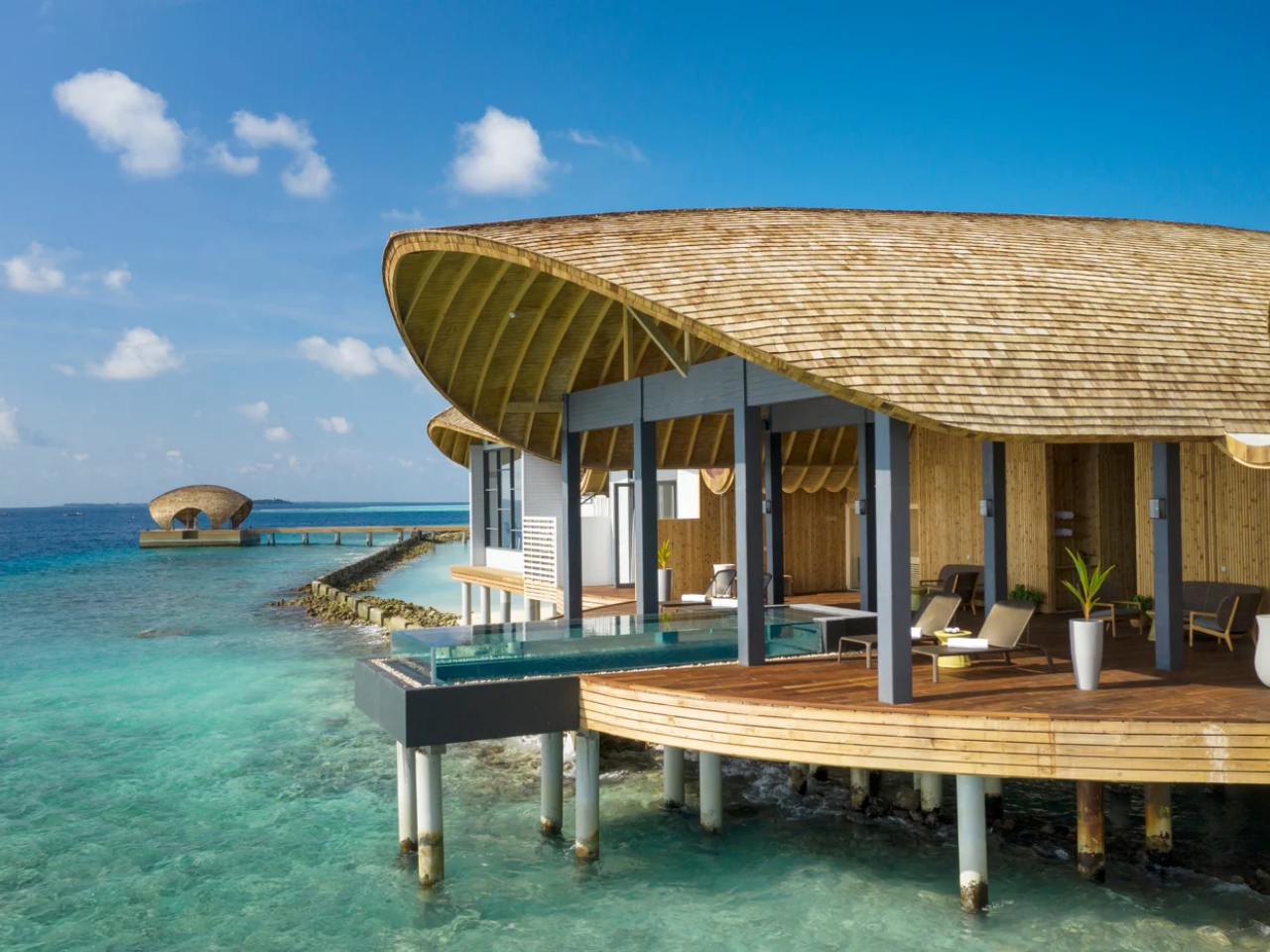 Outrigger Maldives Maafushivaru Resort 15