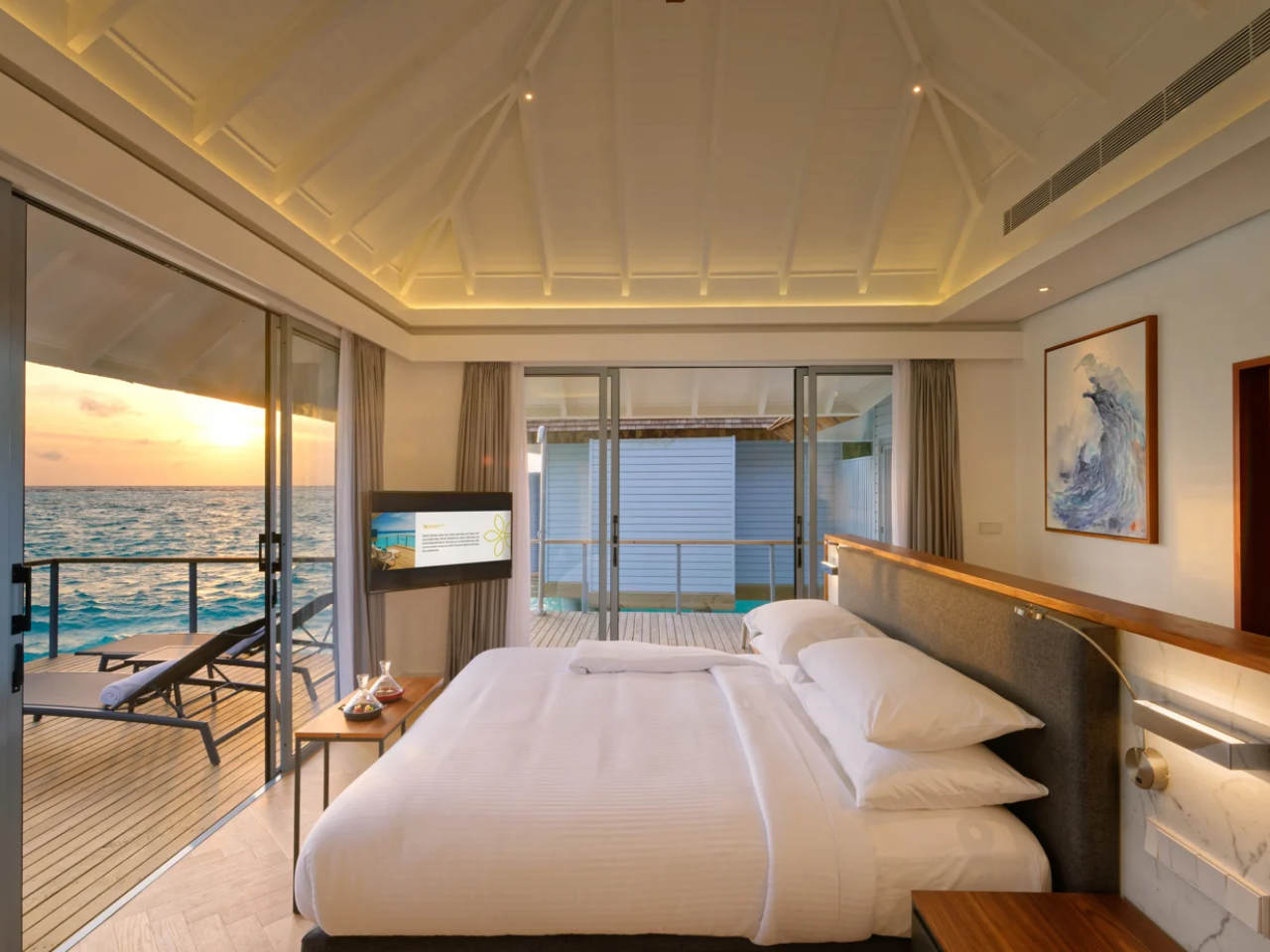 Outrigger Maldives Maafushivaru Resort 7