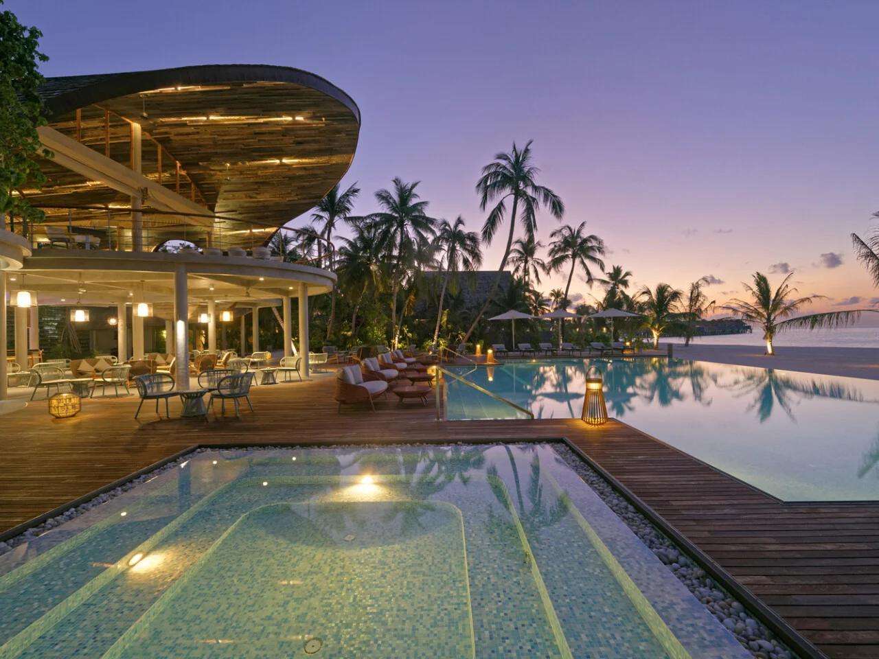 Outrigger Maldives Maafushivaru Resort 8