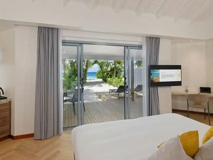 Outrigger Maldives Maafushivaru Resort، الصورة 6