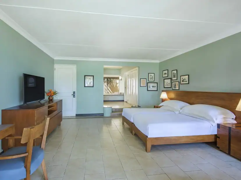 صورة: Outrigger Mauritius Beach Resort: Beach Front Twin