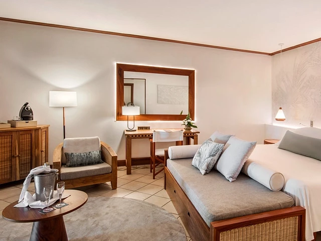 Paradis Beachcomber Golf Resort & Spa 11