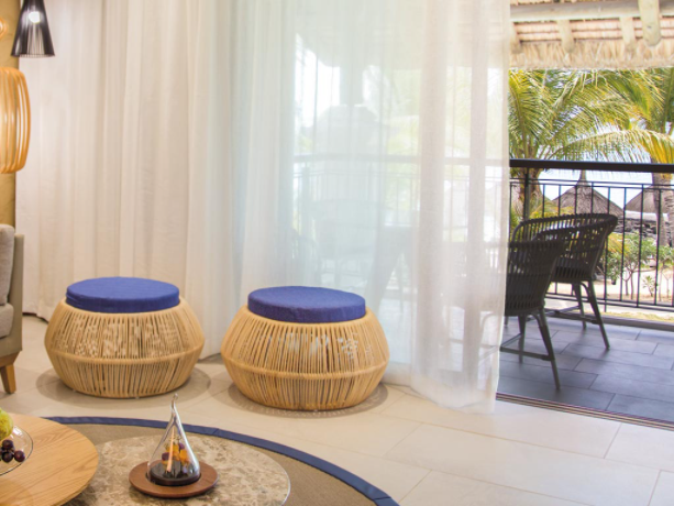 Paradis Beachcomber Golf Resort & Spa 1