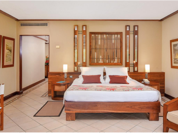 Paradis Beachcomber Golf Resort & Spa 2