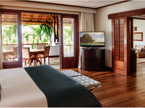 Paradis Beachcomber Golf Resort & Spa 1