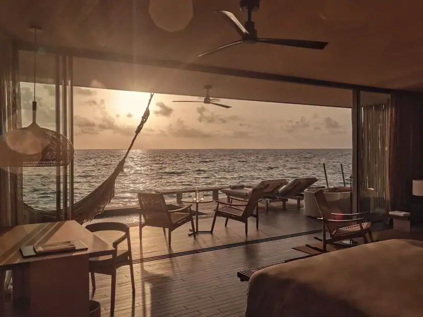صورة: Patina Maldives, Fari Islands: One Bedroom Sunset Water Pool Villa