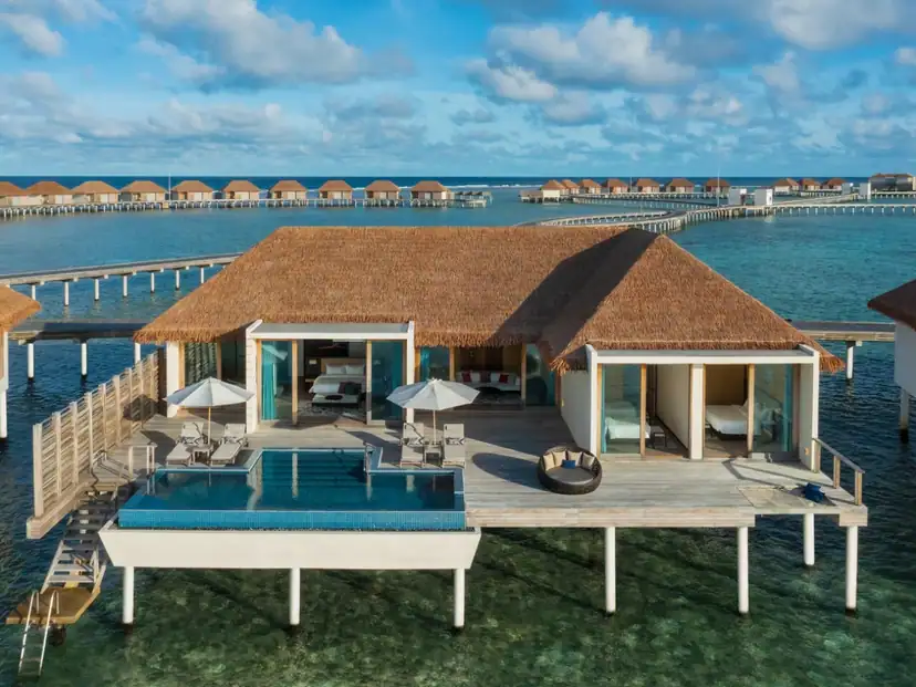 صورة: Radisson Blu Resort Maldives: Overwater Villa - 3 Bedrooms - Pool  & Lagoon View