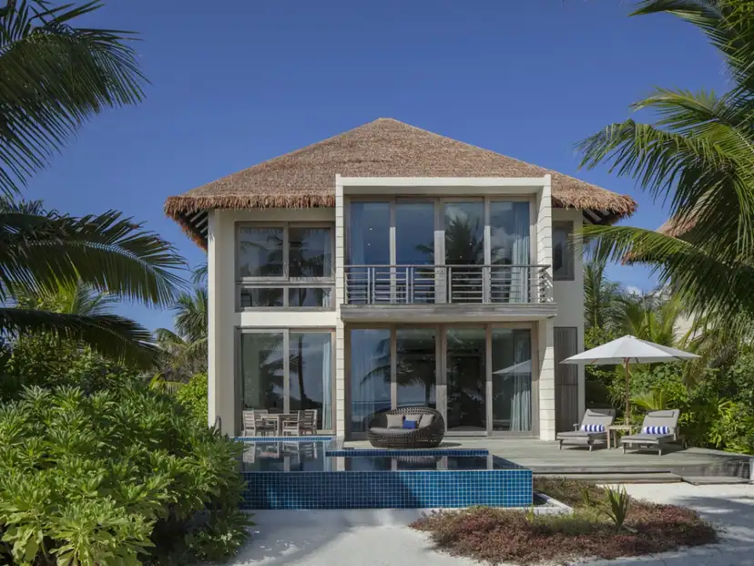 صورة: Radisson Blu Resort Maldives: 2 Storey Family Beach Villa - 2 Bedrooms - Pool & Sunset View