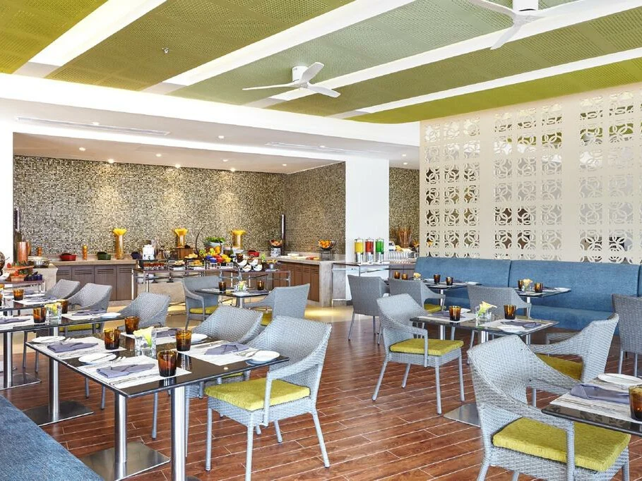 Radisson Hotel Kandy 5