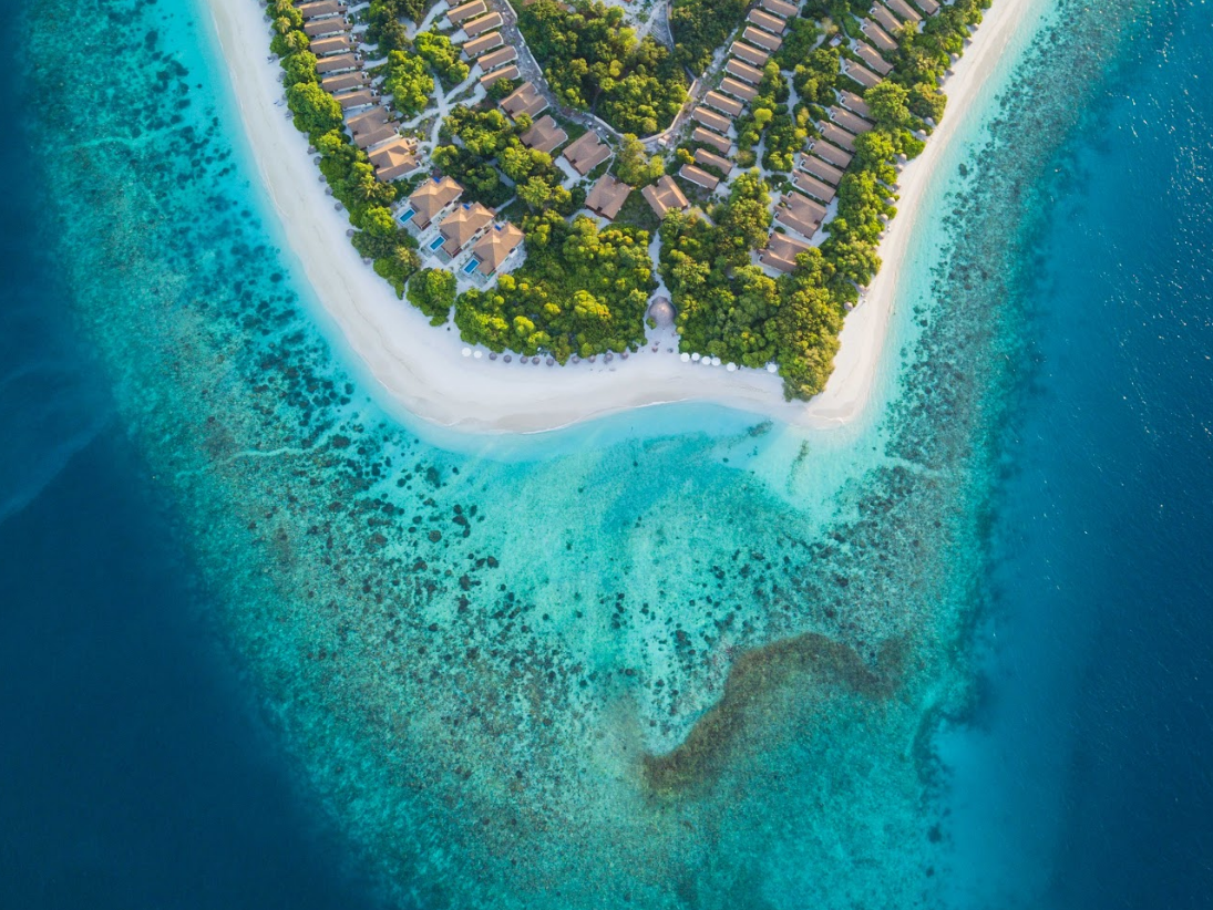Reethi Faru Resort 3
