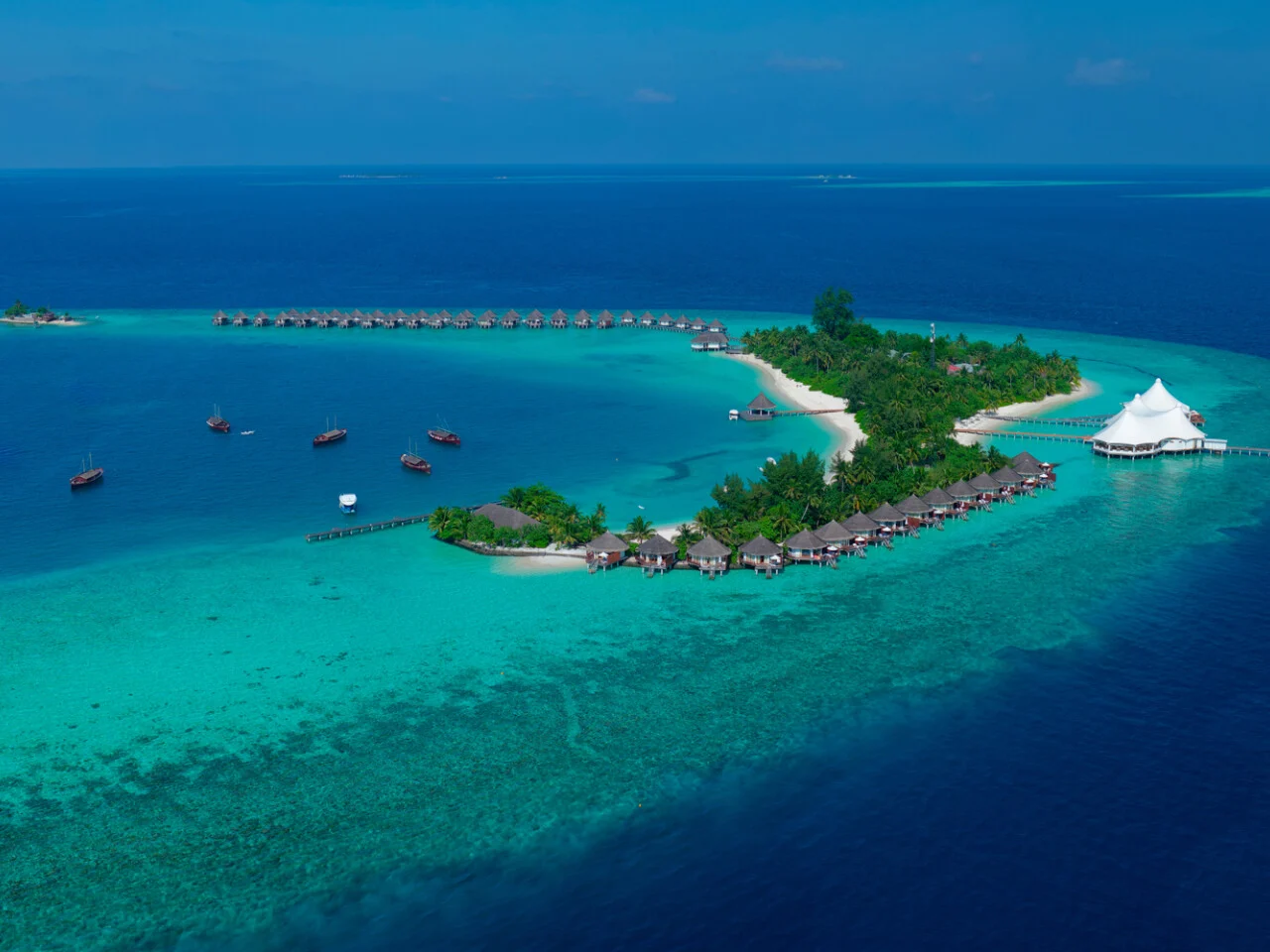 Safari Island Resort & Spa