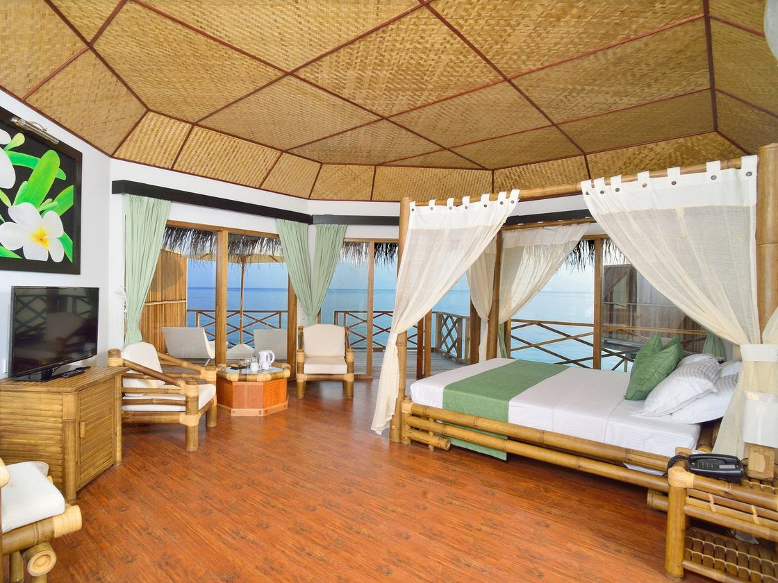 Safari Island Resort & Spa 7