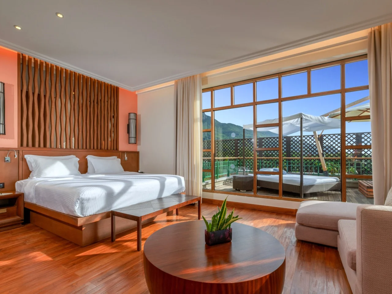 Savoy Resort & Spa 9