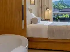 صورة: Savoy Resort & Spa: Penthouse Panoramic View and Outdoor Jacuzzi
