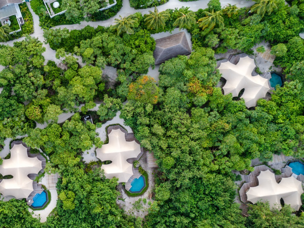 Sirru Fen Fushi - Private Lagoon Resort 2