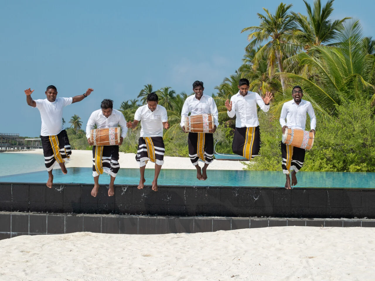 Sirru Fen Fushi - Private Lagoon Resort 24